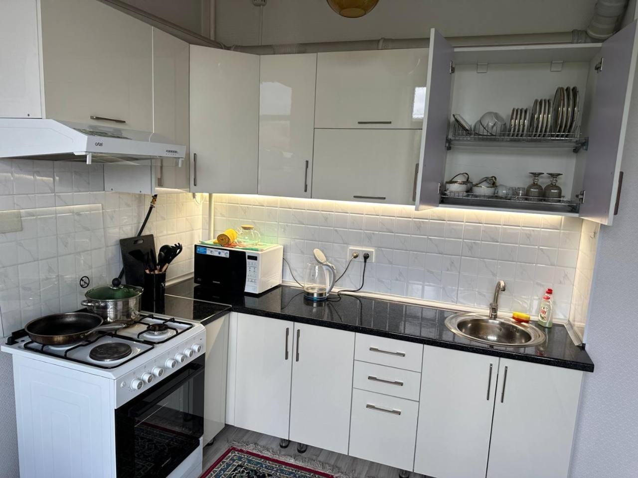 Apartments "Harmony" On Sydykova St 156А Bişkek Dış mekan fotoğraf