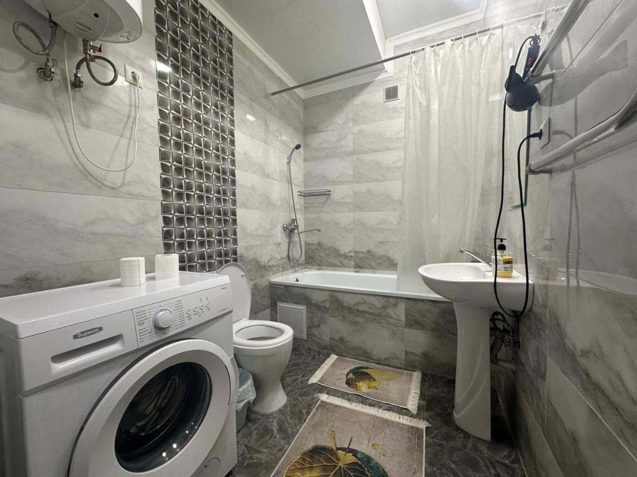 Apartments "Harmony" On Sydykova St 156А Bişkek Dış mekan fotoğraf