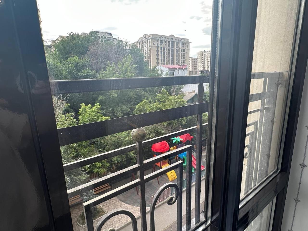 Apartments "Harmony" On Sydykova St 156А Bişkek Dış mekan fotoğraf